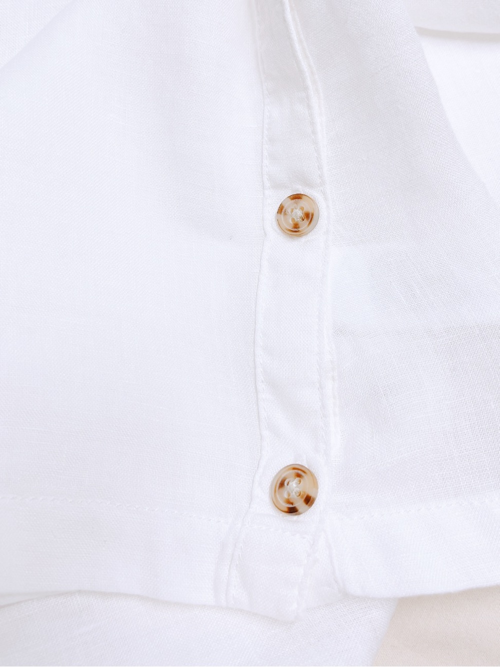 Rachel Roy White Sleeveless Button-Side Linen Relaxed Tank Top - Picture 4 of 7